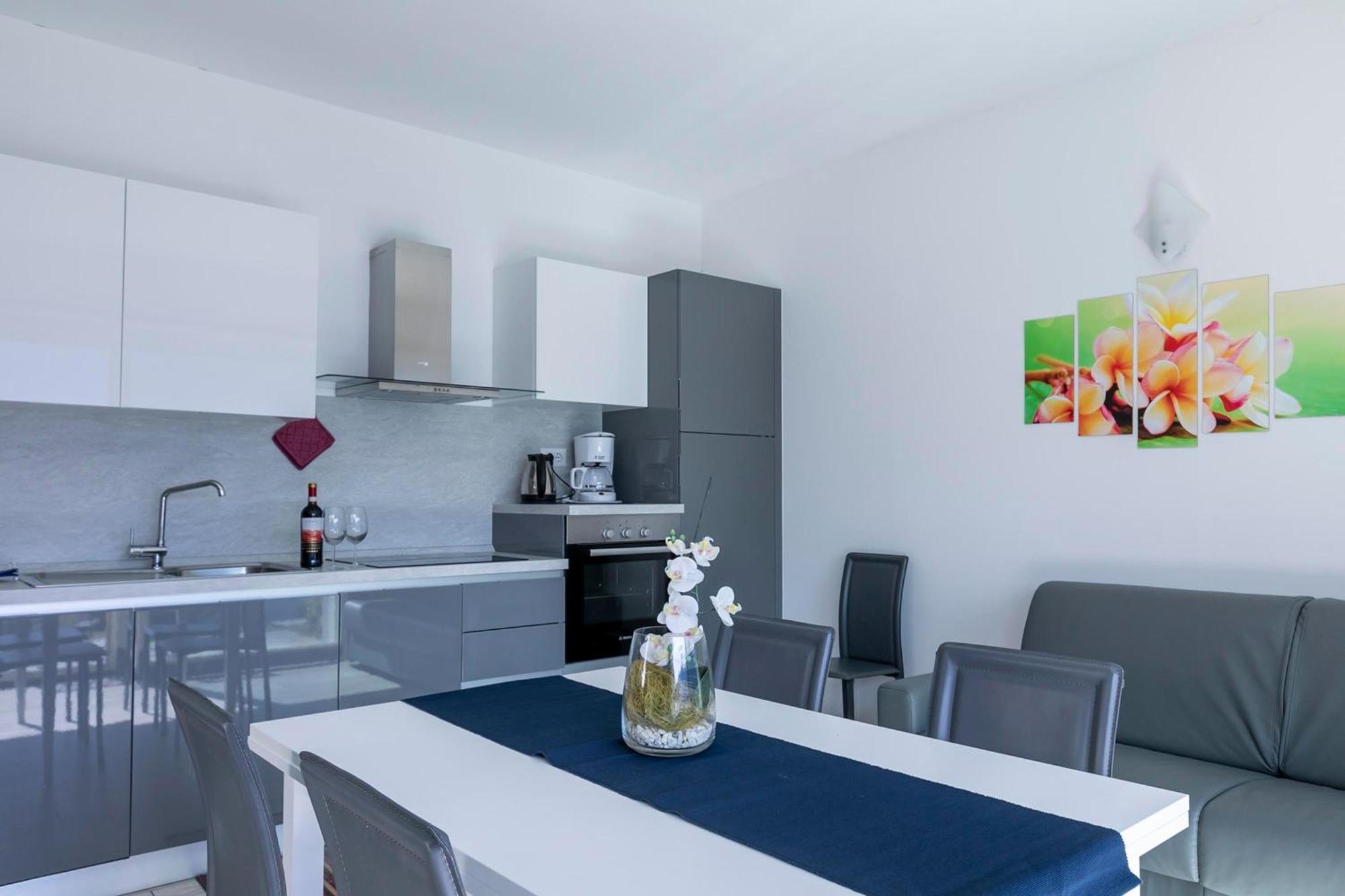 La Collinetta Apartments Vercana Εξωτερικό φωτογραφία