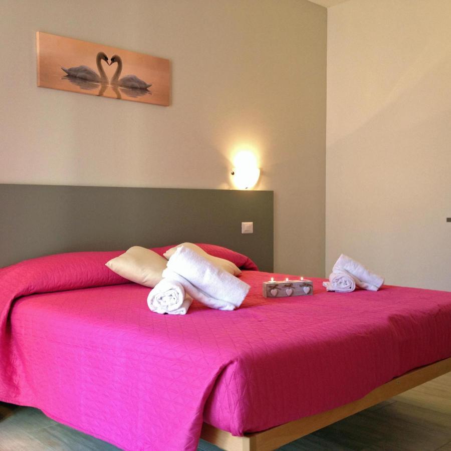 La Collinetta Apartments Vercana Εξωτερικό φωτογραφία